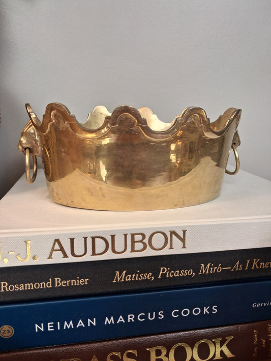 Brass jardiniere with crown-form scalloped rim
